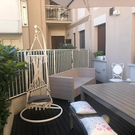 Di Pregio Affacciato Sull'arco D'augusto Apartamento Rímini